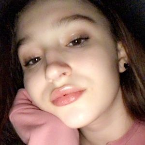 Meet your Posher, Raina